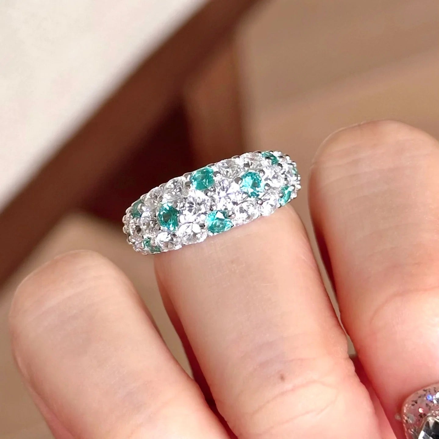 Old Money Sapphire Ring